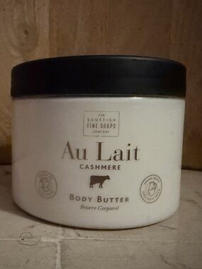 The Scottish Fine Soaps Co. Au Lait Cashmere Body Butter - 500 mL / 16.9 fl. oz.